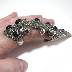 10 Gunmetal Gothic Armor Ring w/Black Stones